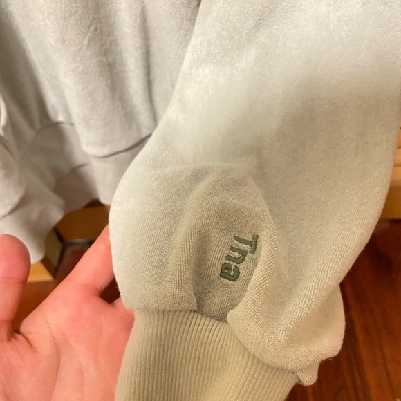 Aritzia Terry Cloth hoodie - Picture 4 of 4